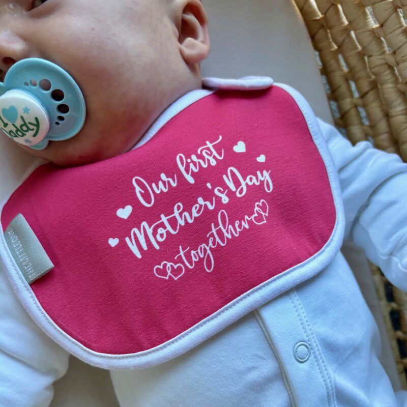 Round Bib | My 1st Mother's Day (Pink)
